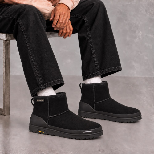 UGG MEN'S CLASSIC MINI GUARD GTX BOOT BLACK