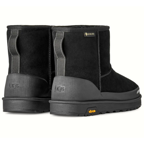 UGG MEN'S CLASSIC MINI GUARD GTX BOOT BLACK