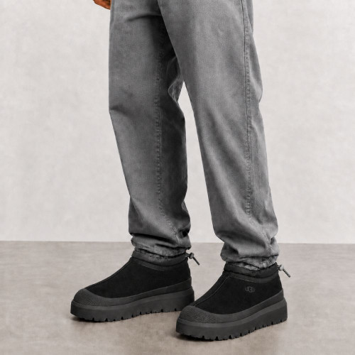 UGG MAN TASMAN WEATHER HYBRID BLACK /BLACK