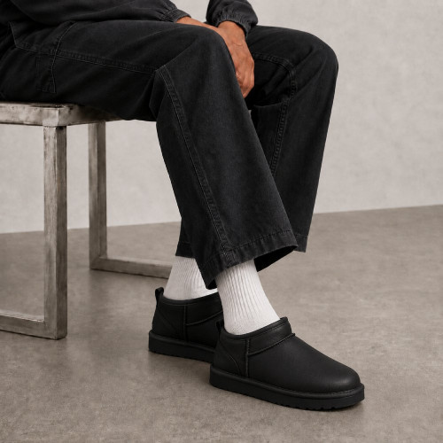 UGG MENS CLASSIC ULTRA MINI LEATHER BLACK