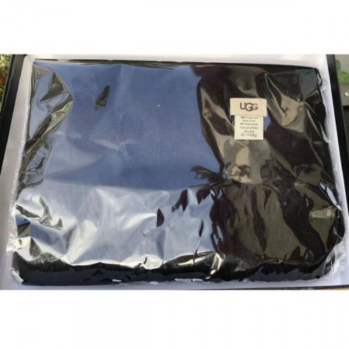 Палантин UGG BLACK 80x200