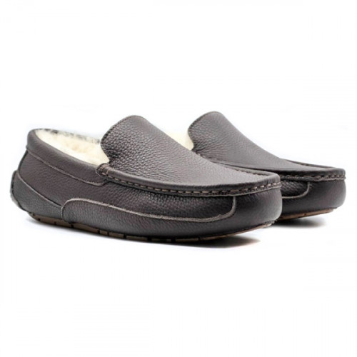 UGG MEN'S MOCCASINS ASCOT METALLIC CHOCOLATE