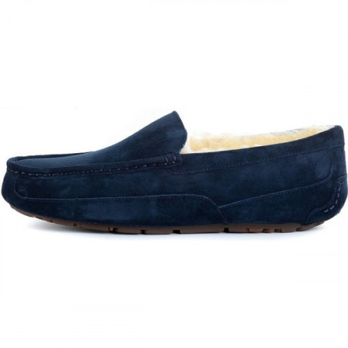 UGG MEN MOCCASINS NAVY